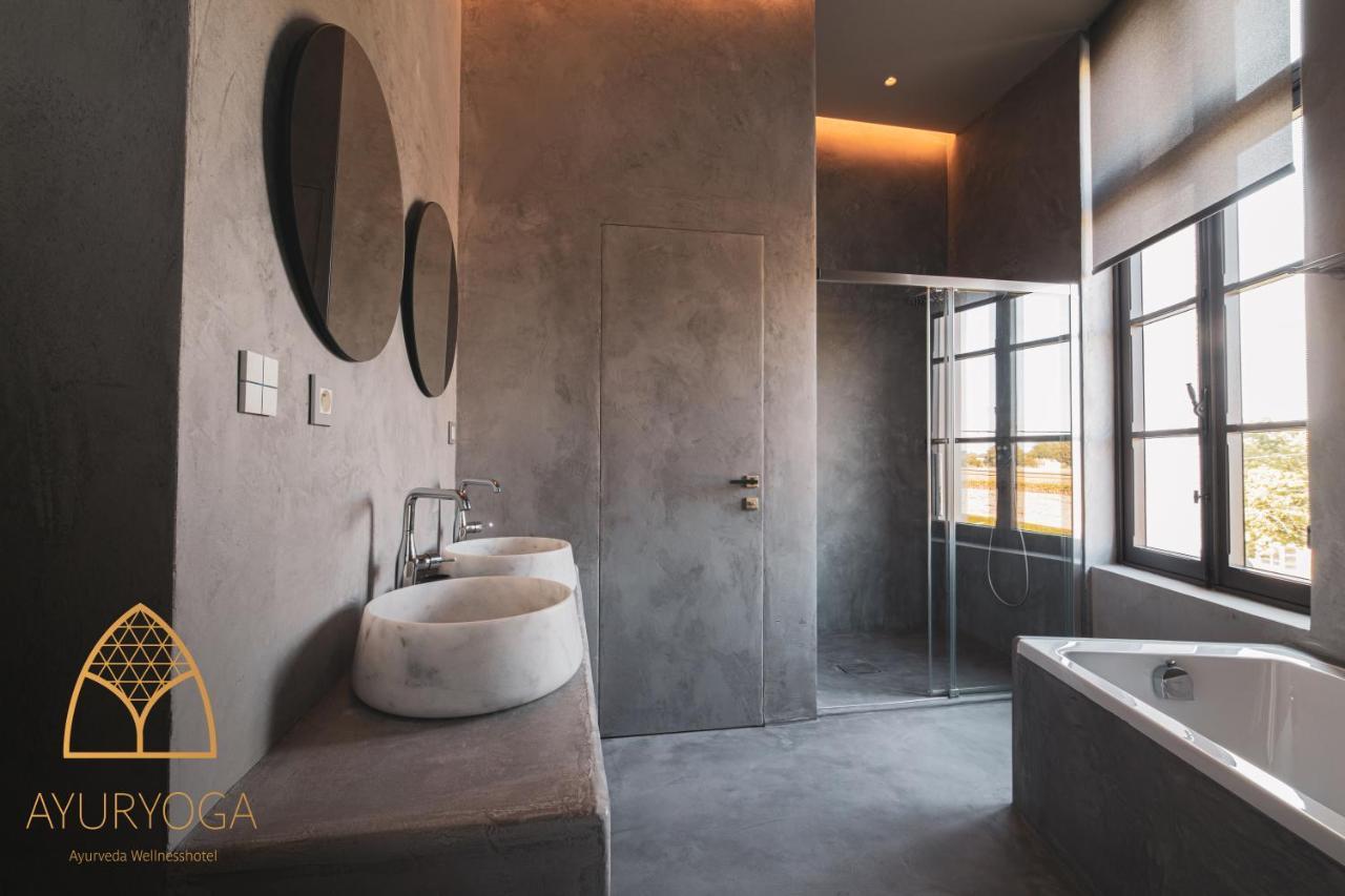 Ayuryoga Wellnesshotel Petegem Экстерьер фото
